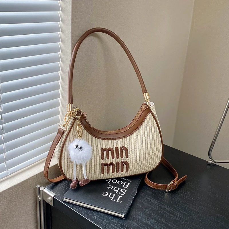 Luxury Lifestyle City - Women Luxury High End Leather Elegant