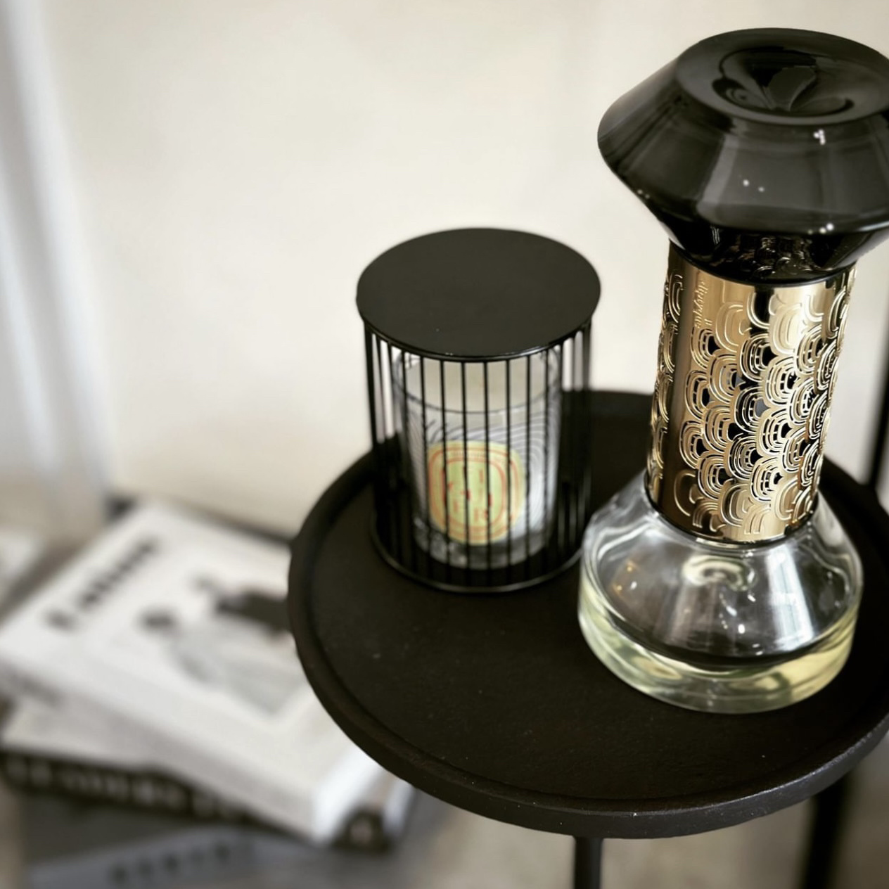 Diptyques Hourglass Diffuser B - Luxury Lifestyle Items 评论和价格