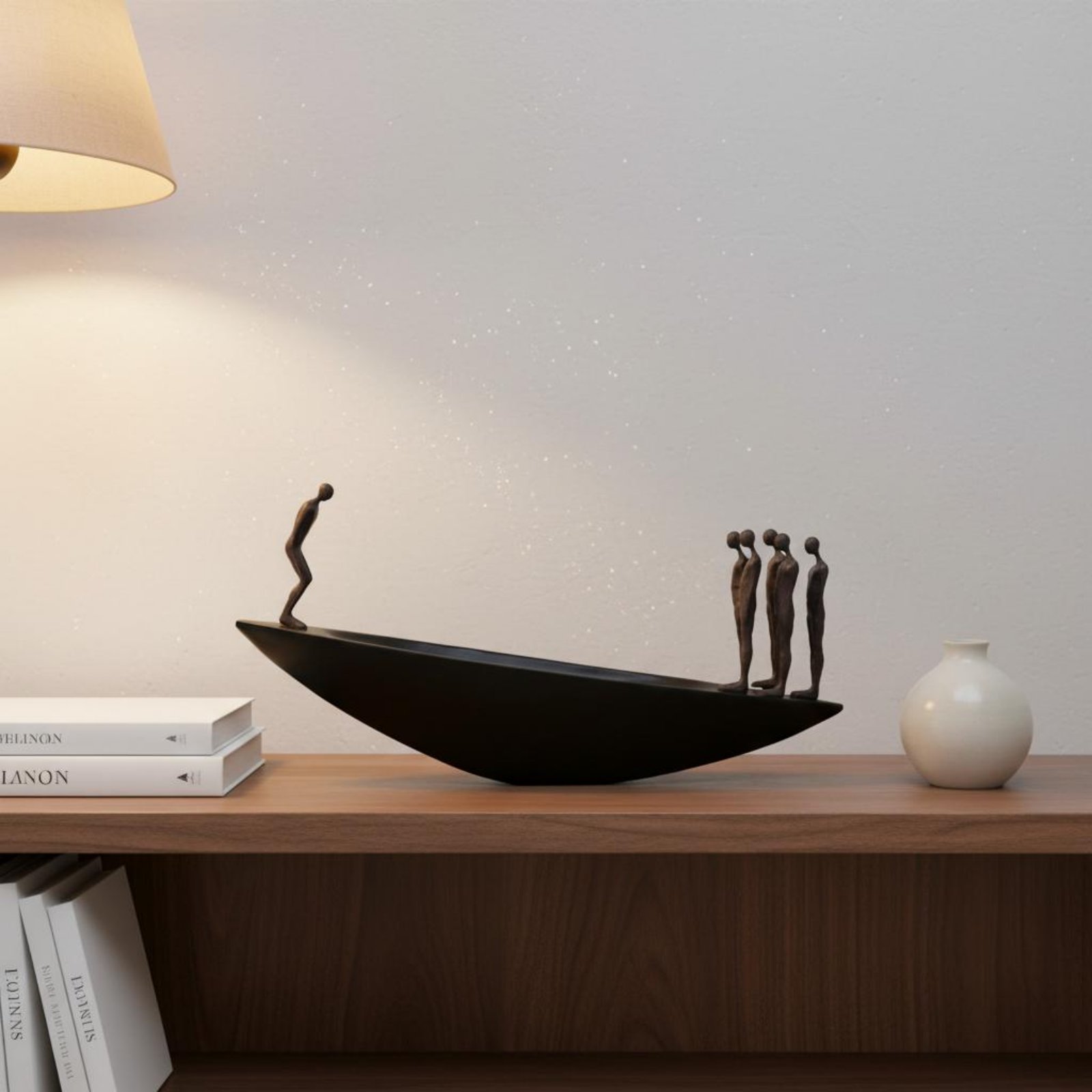 Modern Resin Sailboat Statue A - Luxury Lifestyle Items 评论和价格