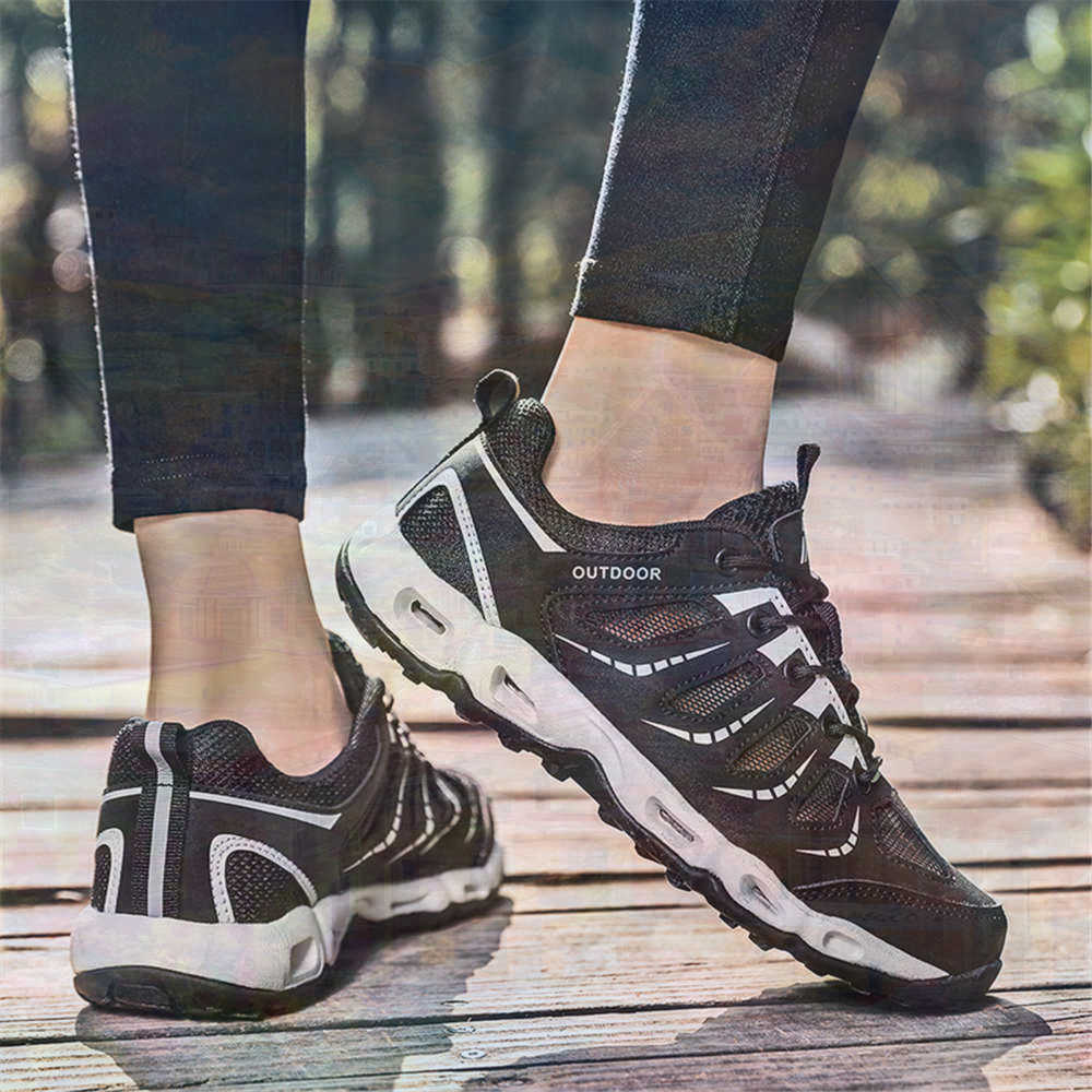 Sumer Round Tip Silver Sneaker - Luxury Lifestyle Outfit 评论和价格