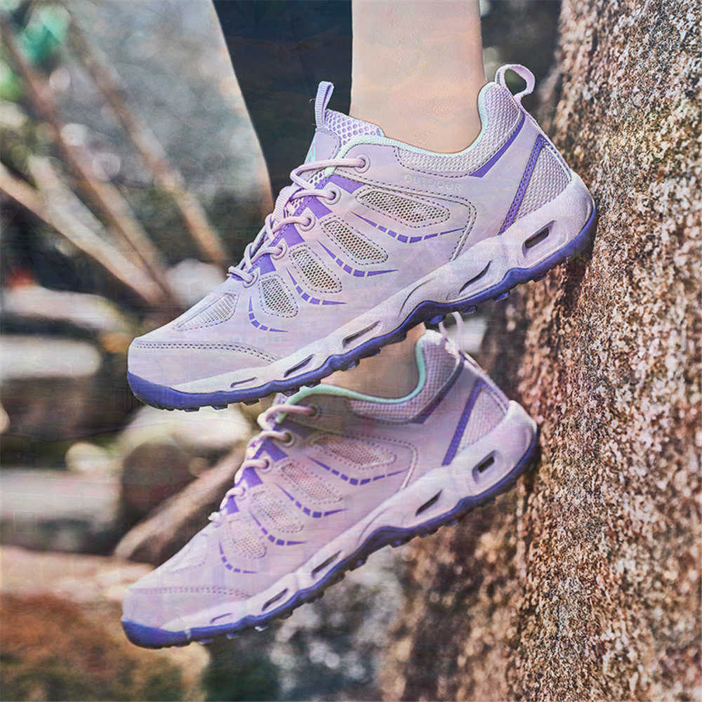 Sumer Round Tip Silver Sneaker - Luxury Lifestyle Outfit 评论和价格