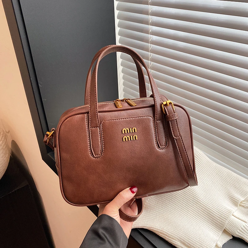 Elegant Women Luxury Leather D - Luxury Lifestyle City 评论和价格