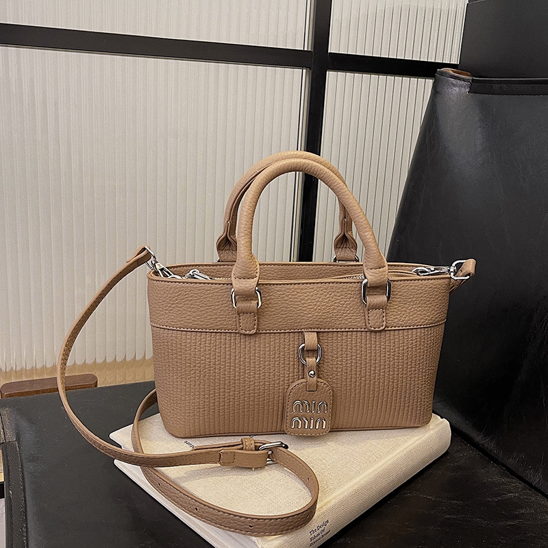 Luxury Women High End Leather  - Luxury Lifestyle City 评论和价格
