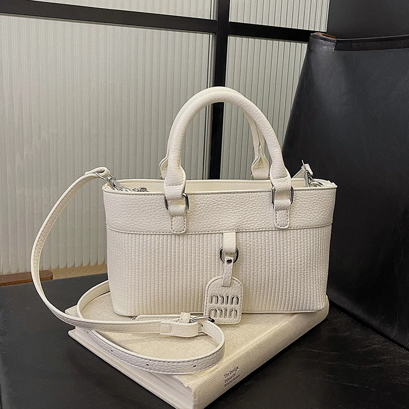 Luxury Women High End Leather  - Luxury Lifestyle City 评论和价格